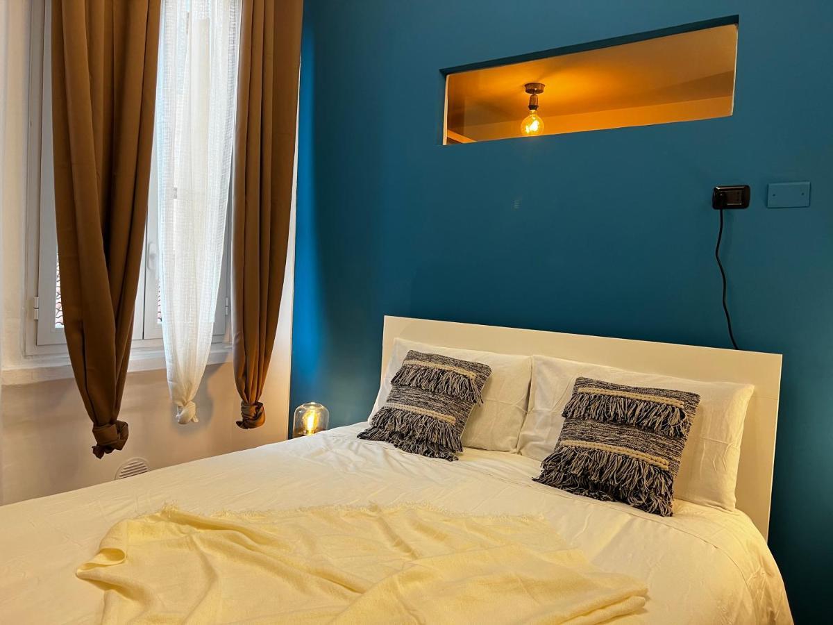 Regina Milano Ai Navigli - Sky Tv, Wifi And Breakfast Box Lejlighed Eksteriør billede
