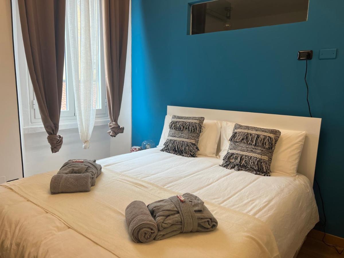 Regina Milano Ai Navigli - Sky Tv, Wifi And Breakfast Box Lejlighed Eksteriør billede